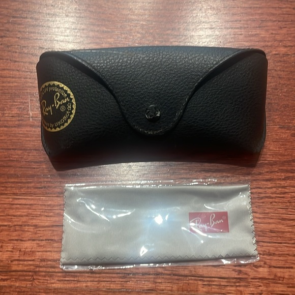Rayban oversized Clubmaster glasses with case - Picture 9 of 9